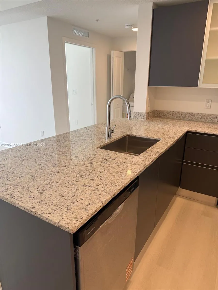 5563 Milenia Park Blvd #307 Orlando, FL 32839