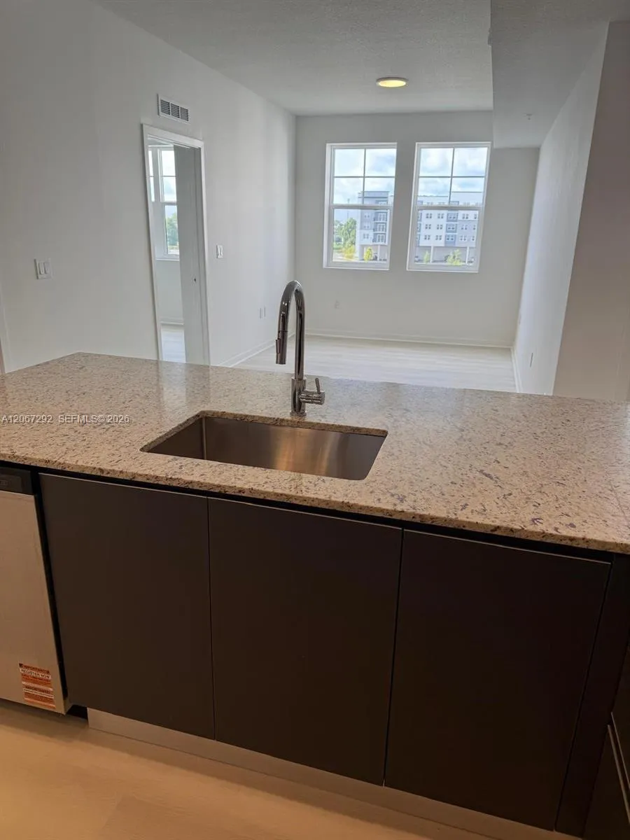 5563 Milenia Park Blvd #307 Orlando, FL 32839