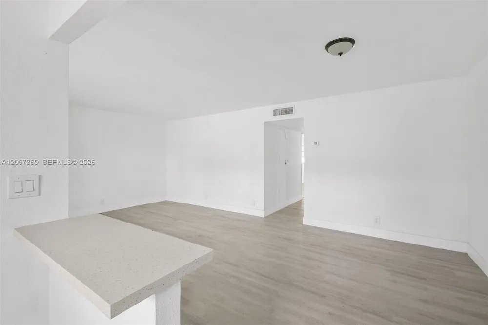 5300 Washington St #T125 Hollywood, FL 33021