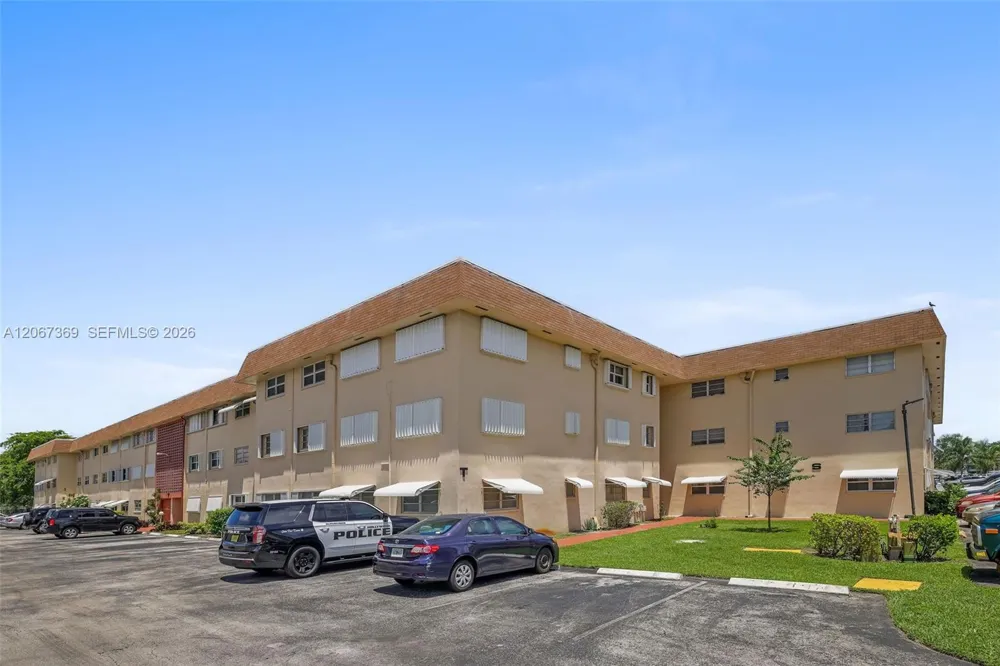 5300 Washington St #T125 Hollywood, FL 33021