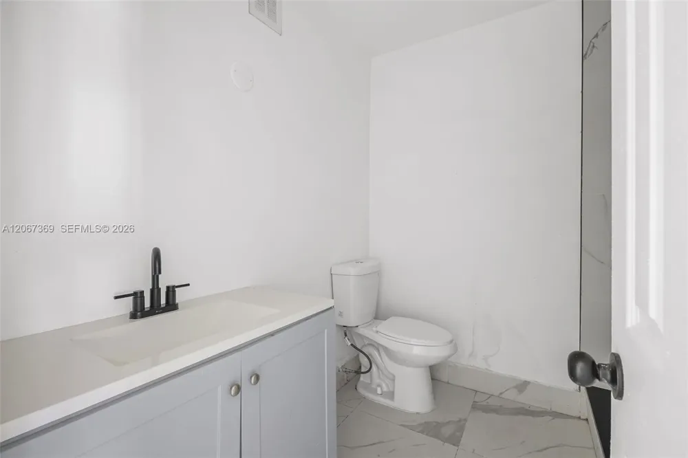 5300 Washington St #T125 Hollywood, FL 33021