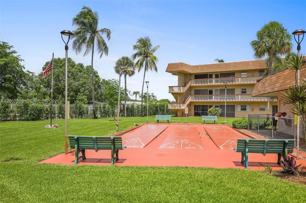 5300 Washington St #T125 Hollywood, FL 33021
