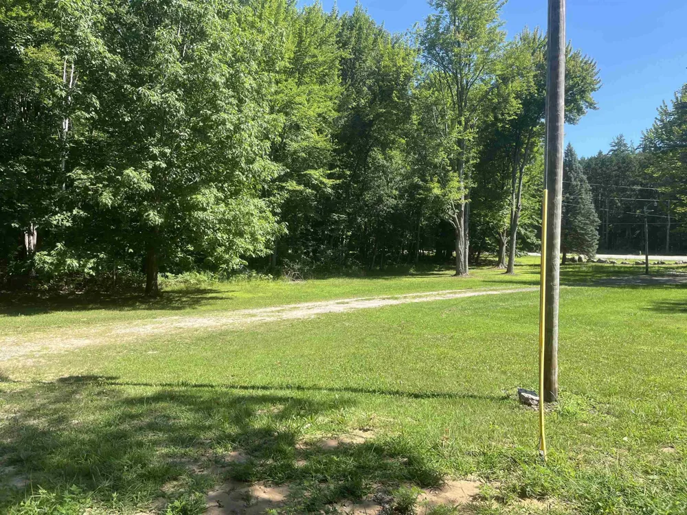 5200 S Huron Standish Township, MI 48658