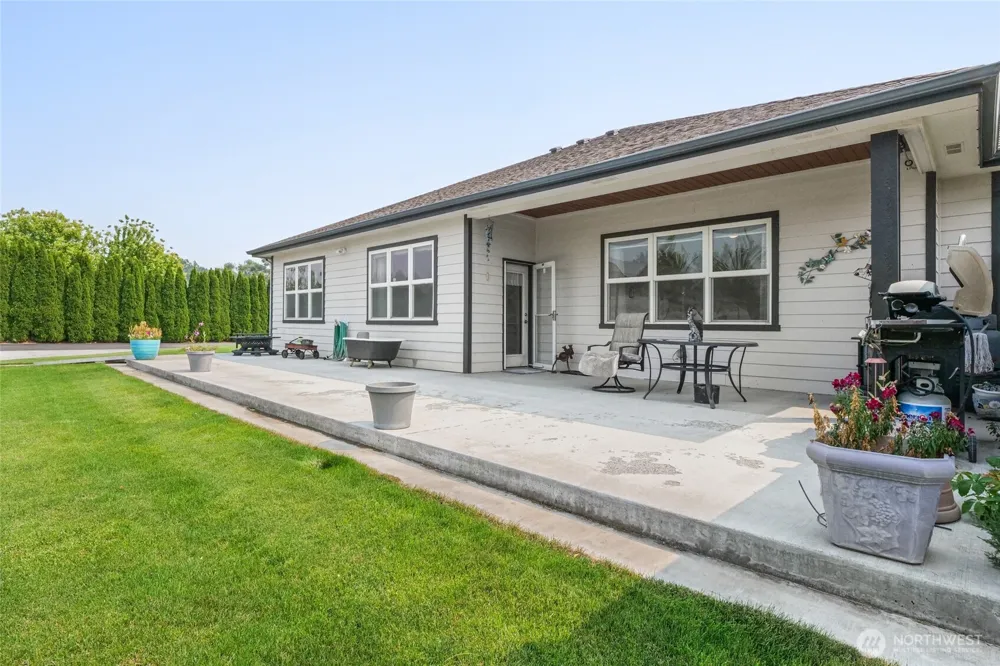 6616 Rd 1.9 NE Moses Lake, WA 98837