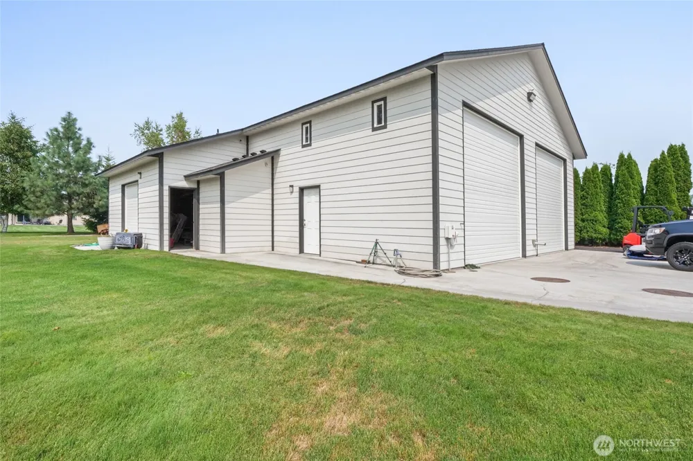 6616 Rd 1.9 NE Moses Lake, WA 98837