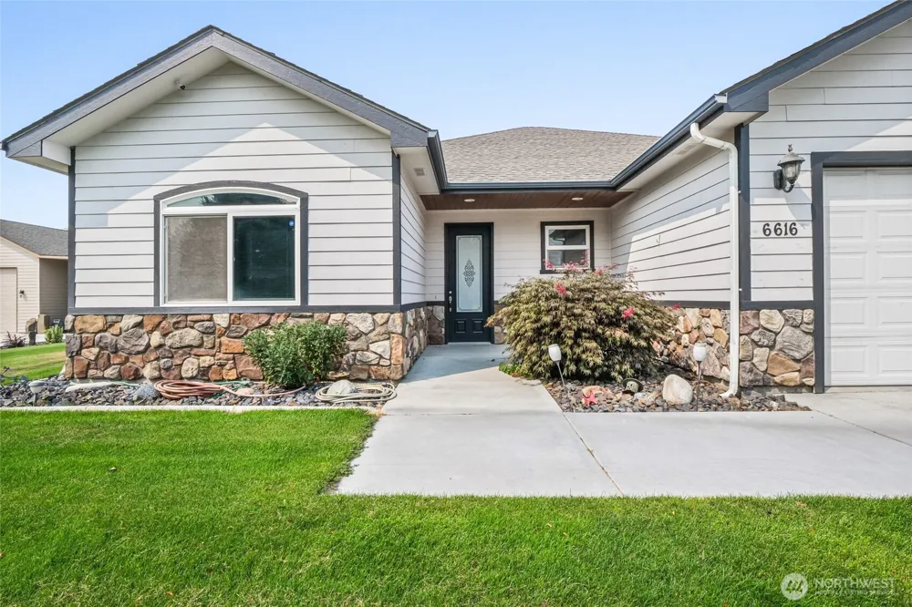 6616 Rd 1.9 NE Moses Lake, WA 98837