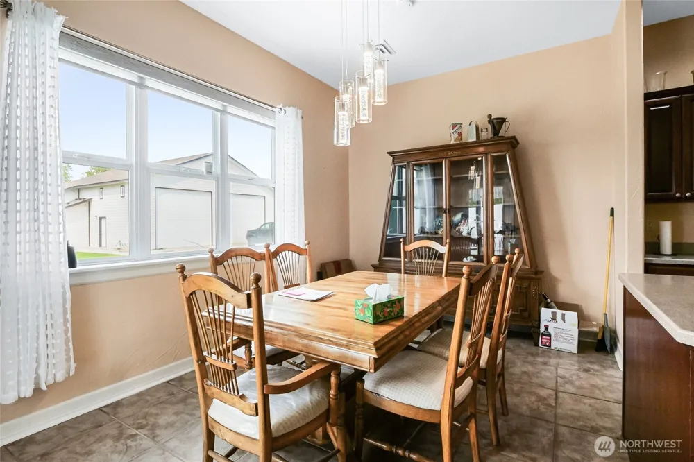 6616 Rd 1.9 NE Moses Lake, WA 98837