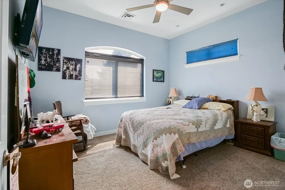 6616 Rd 1.9 NE Moses Lake, WA 98837