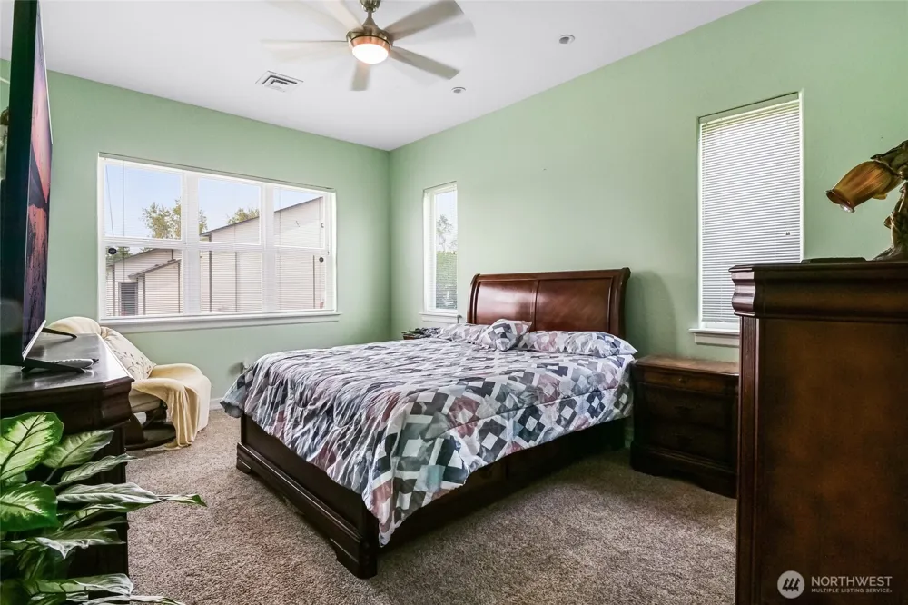 6616 Rd 1.9 NE Moses Lake, WA 98837