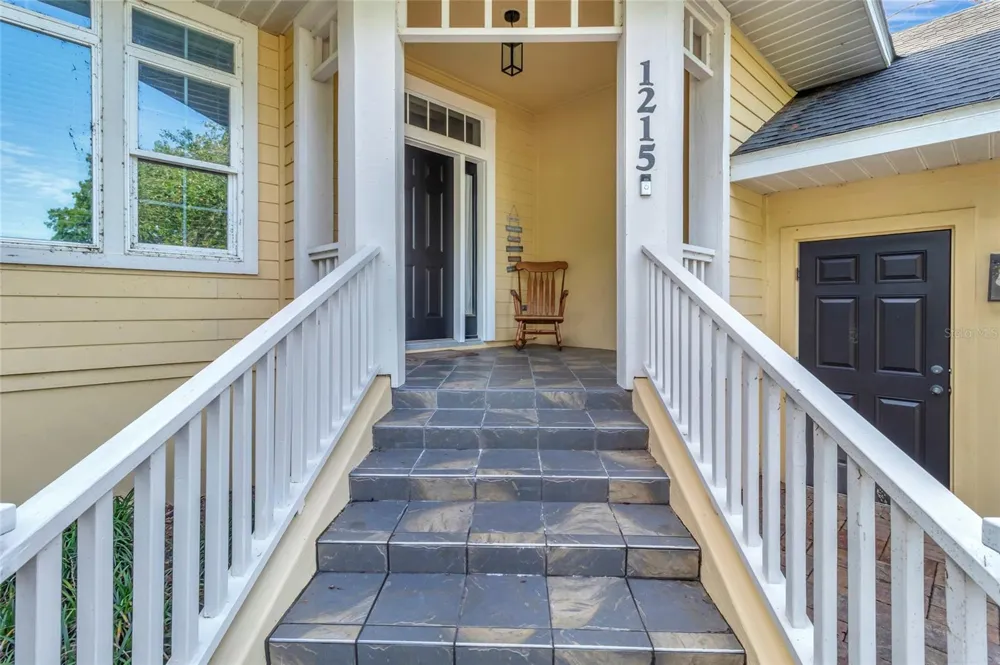 1215 LAKESHORE DRIVE Eustis, FL 32726