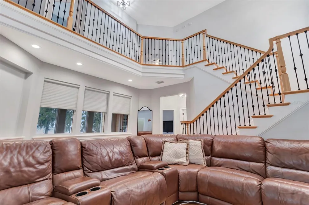 1215 LAKESHORE DRIVE Eustis, FL 32726