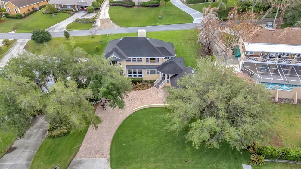 1215 LAKESHORE DRIVE Eustis, FL 32726