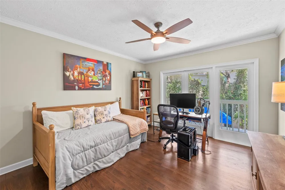 47 AEGEAN AVENUE Tampa, FL 33606