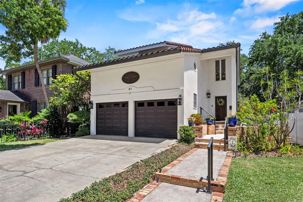 47 AEGEAN AVENUE Tampa, FL 33606