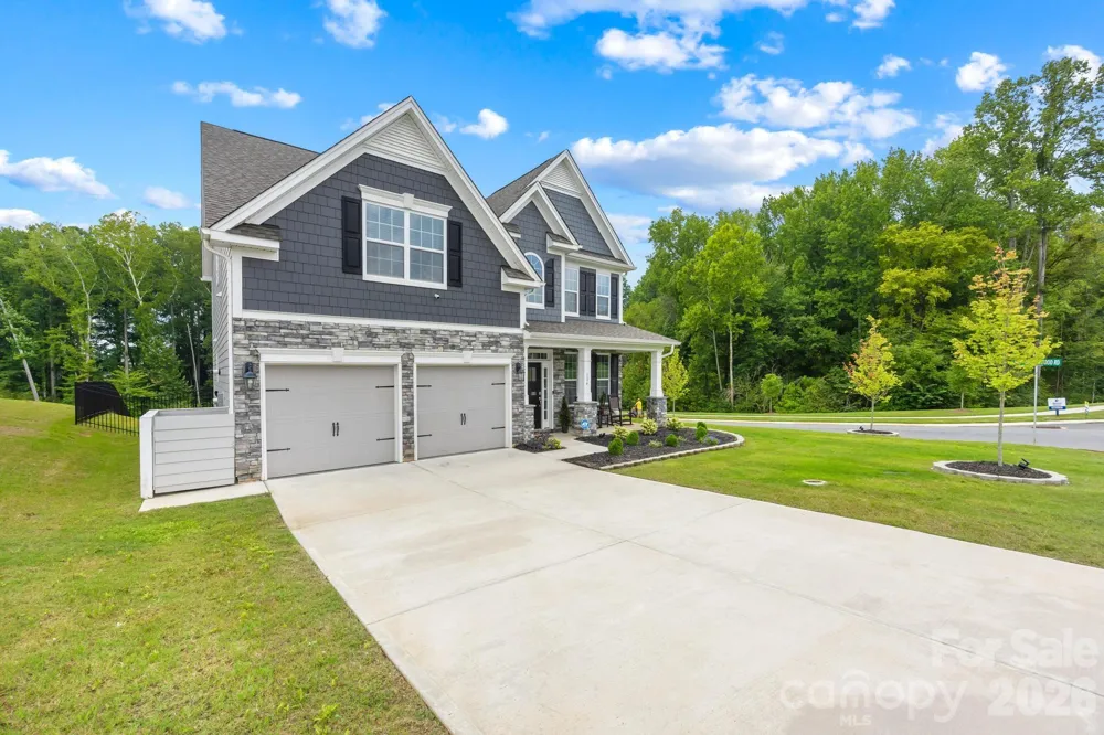 104 Aviendha Lane Troutman, NC 28166