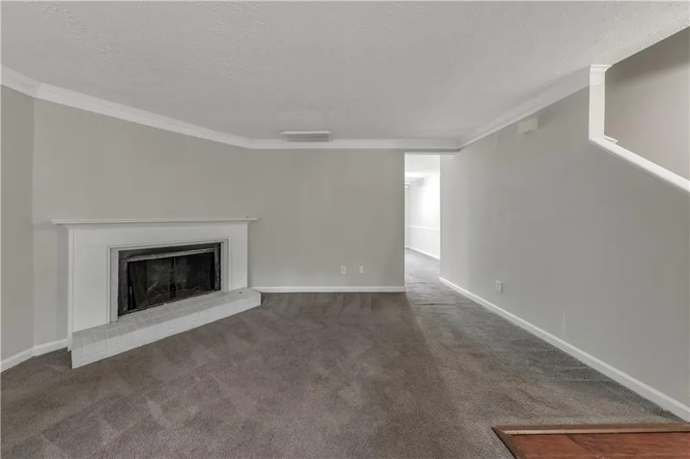 1008 Huntington Trace SE Smyrna, GA 30082