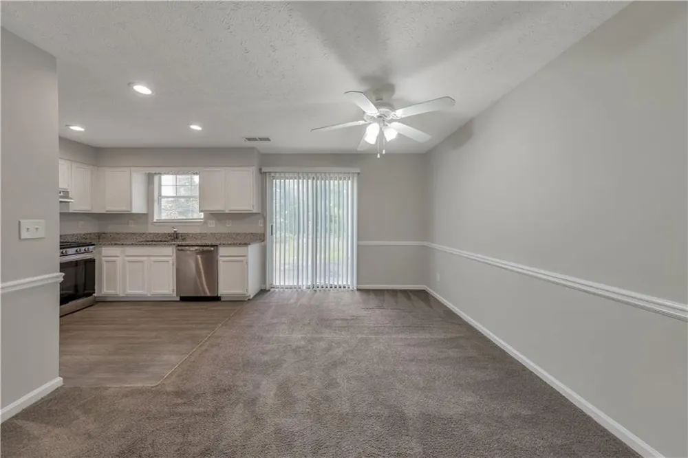 1008 Huntington Trace SE Smyrna, GA 30082