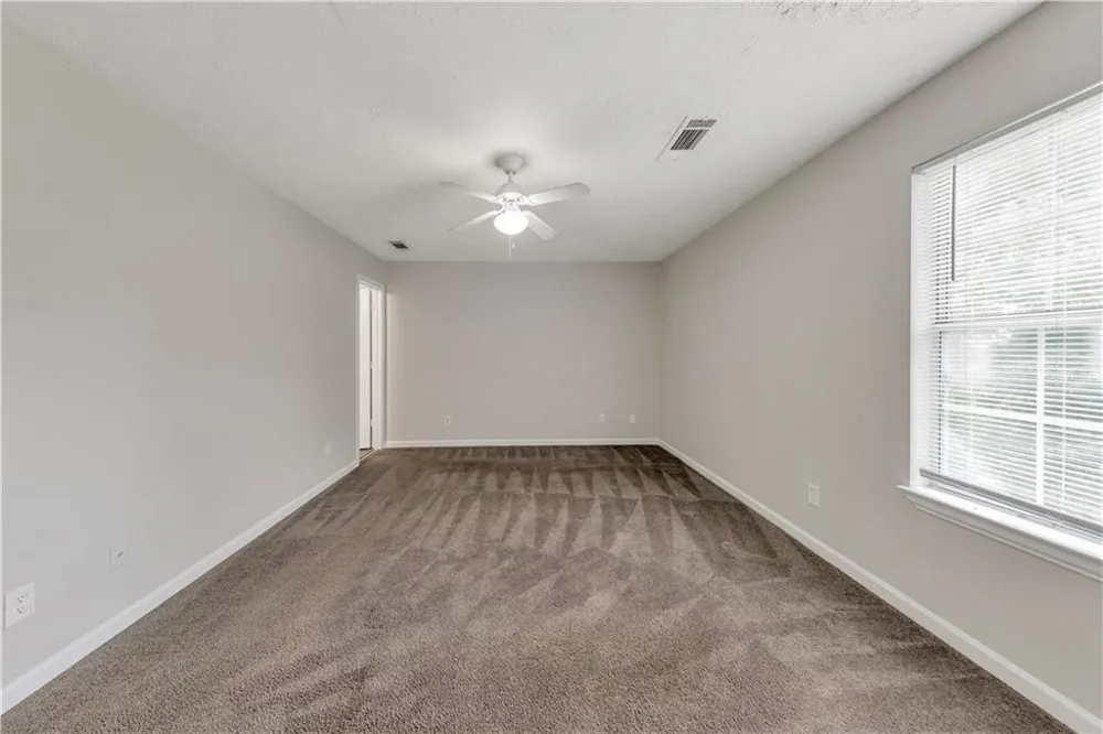 1008 Huntington Trace SE Smyrna, GA 30082