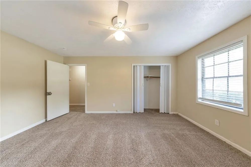 5835 Bearing Way College Park, GA 30349