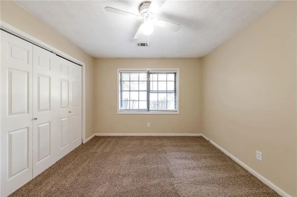 5835 Bearing Way College Park, GA 30349