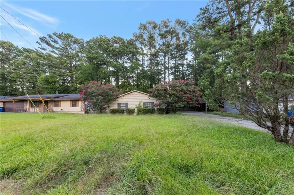 5835 Bearing Way College Park, GA 30349