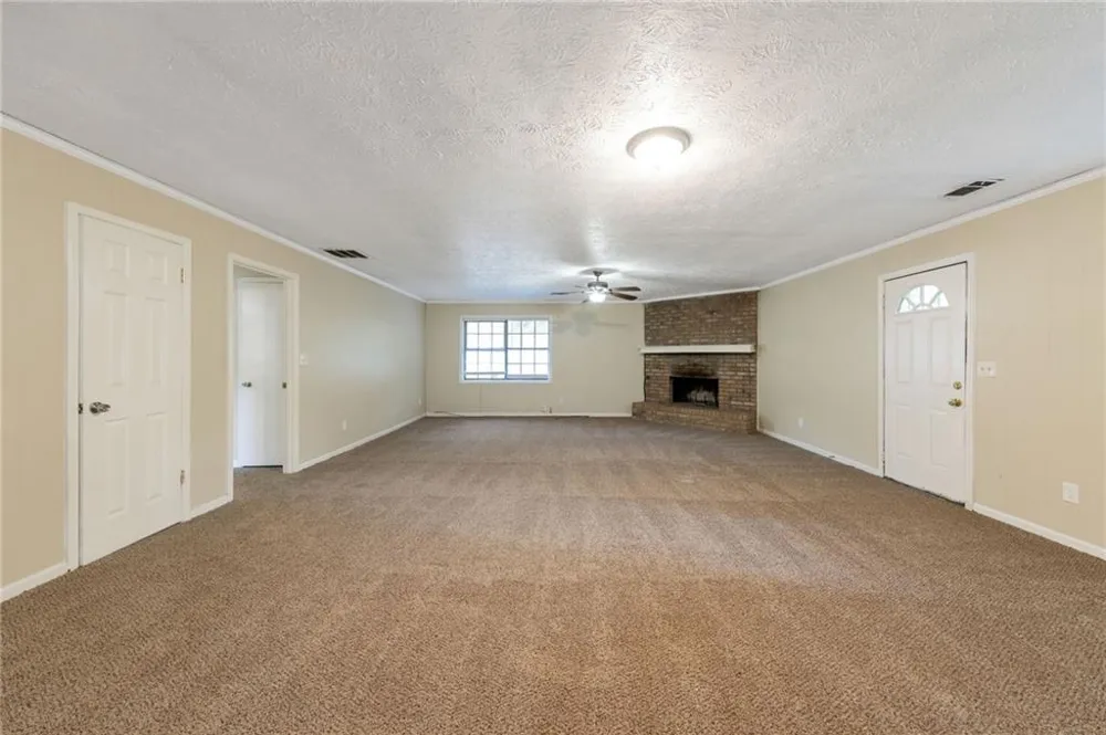 5835 Bearing Way College Park, GA 30349