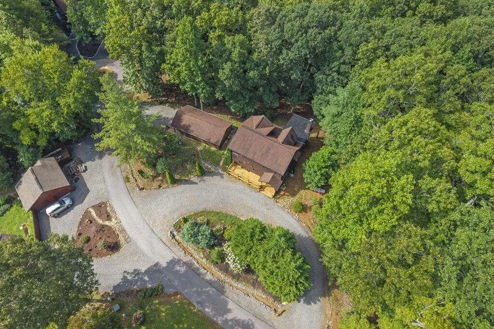 72 Gibbs Trail Mineral Bluff, GA 30559