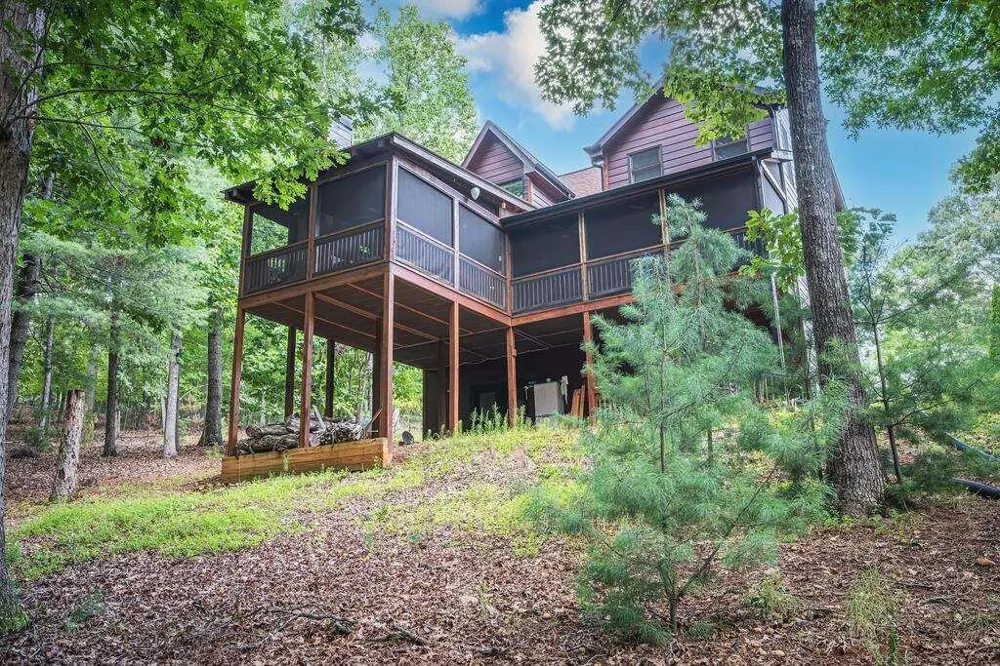 72 Gibbs Trail Mineral Bluff, GA 30559
