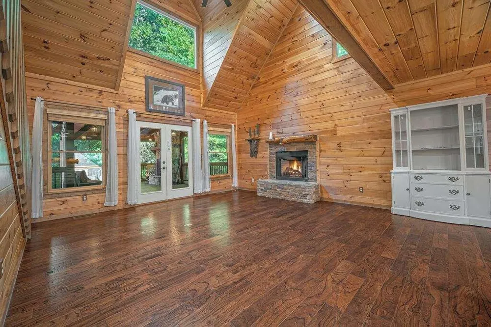 72 Gibbs Trail Mineral Bluff, GA 30559