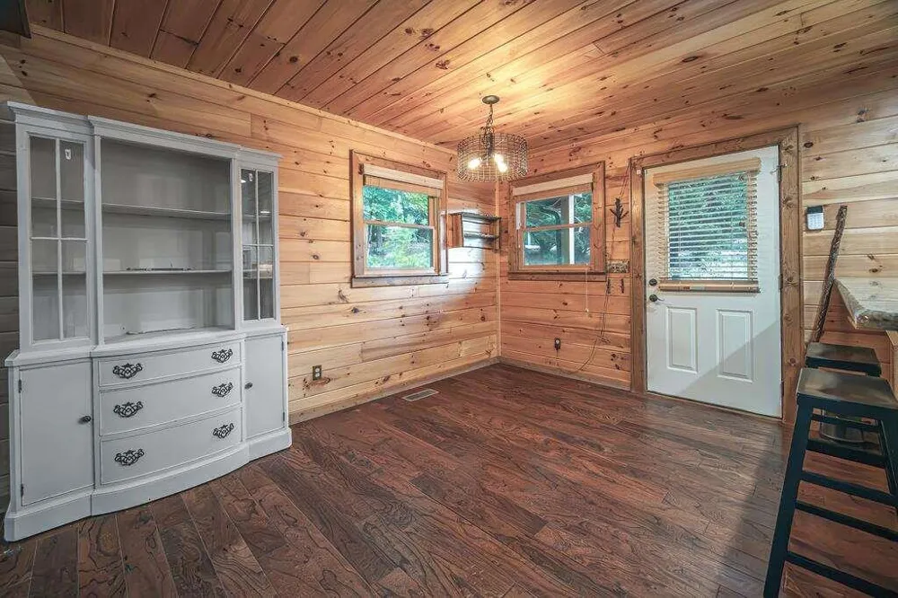 72 Gibbs Trail Mineral Bluff, GA 30559