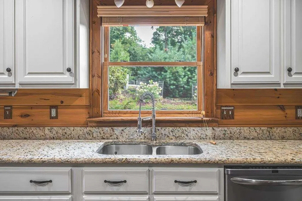 72 Gibbs Trail Mineral Bluff, GA 30559