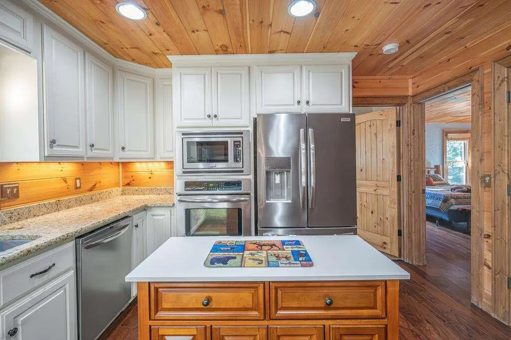 72 Gibbs Trail Mineral Bluff, GA 30559