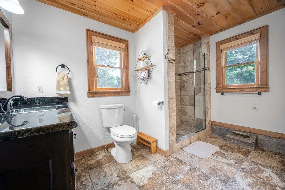 72 Gibbs Trail Mineral Bluff, GA 30559