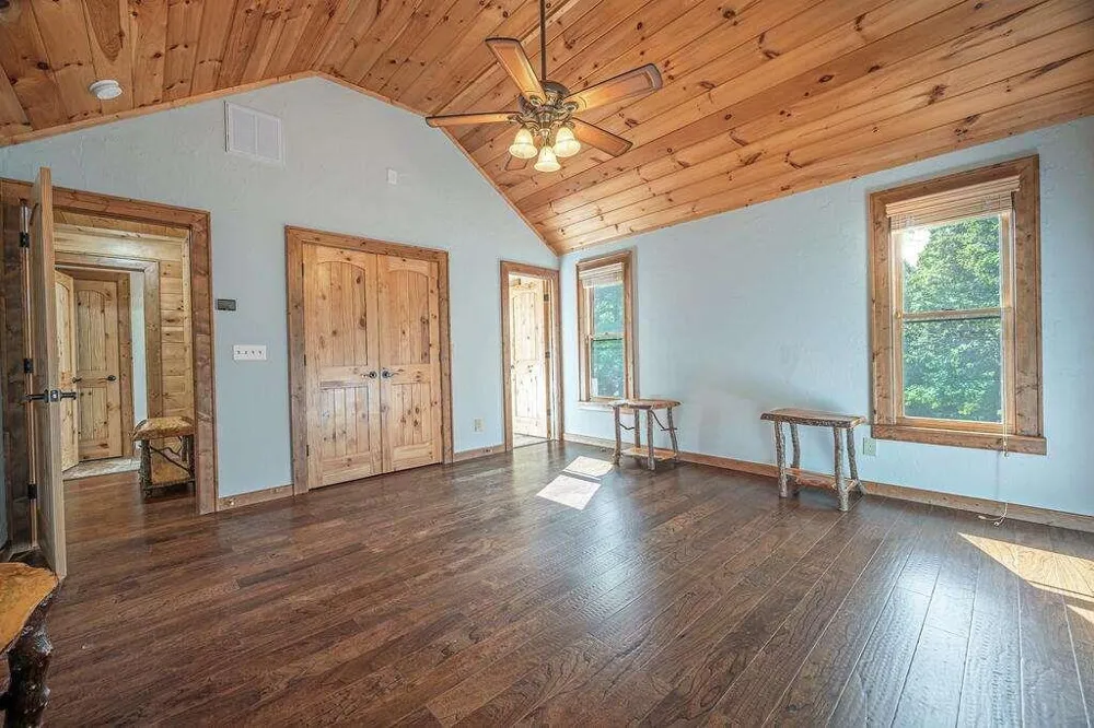72 Gibbs Trail Mineral Bluff, GA 30559
