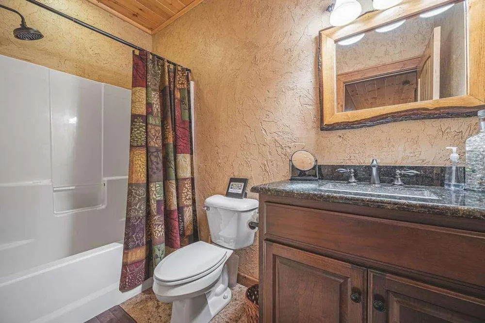 72 Gibbs Trail Mineral Bluff, GA 30559
