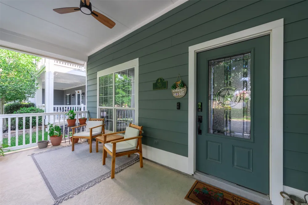 913 Caudle Lane Savannah, TX 76227