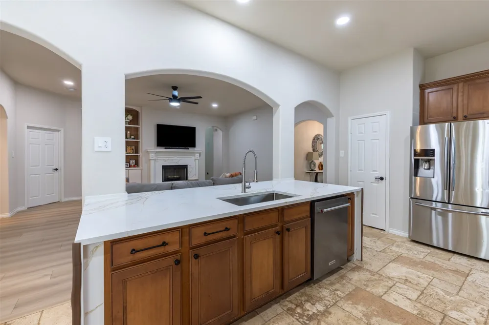 913 Caudle Lane Savannah, TX 76227