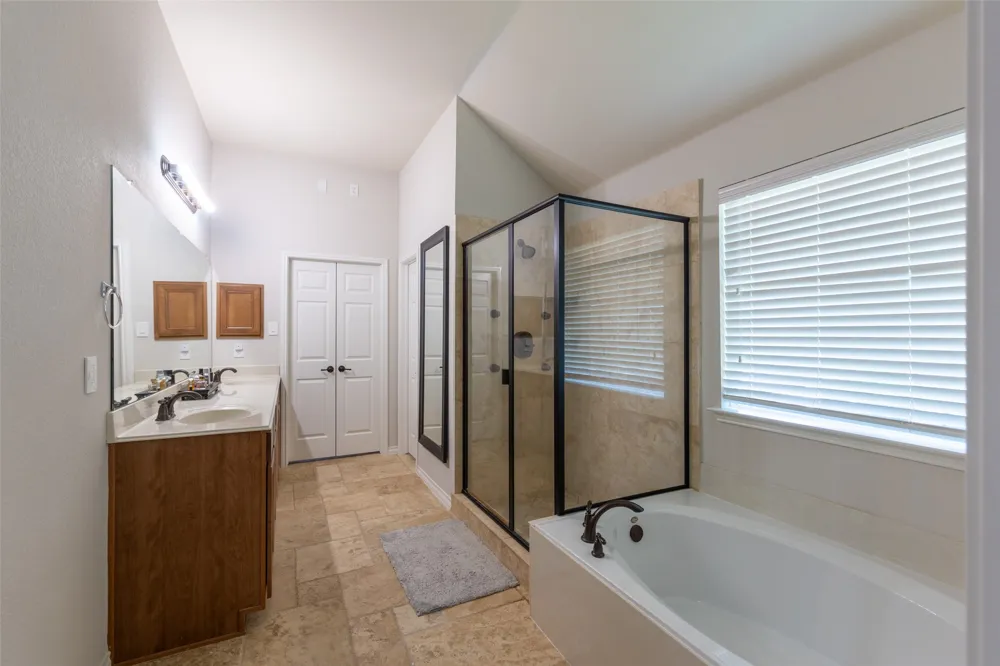 913 Caudle Lane Savannah, TX 76227