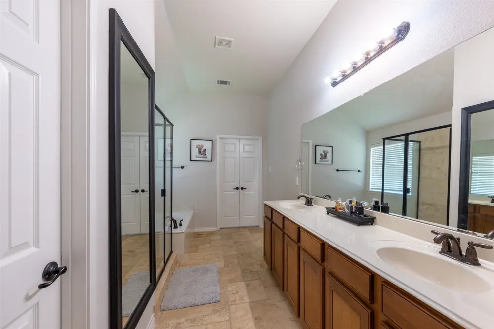 913 Caudle Lane Savannah, TX 76227