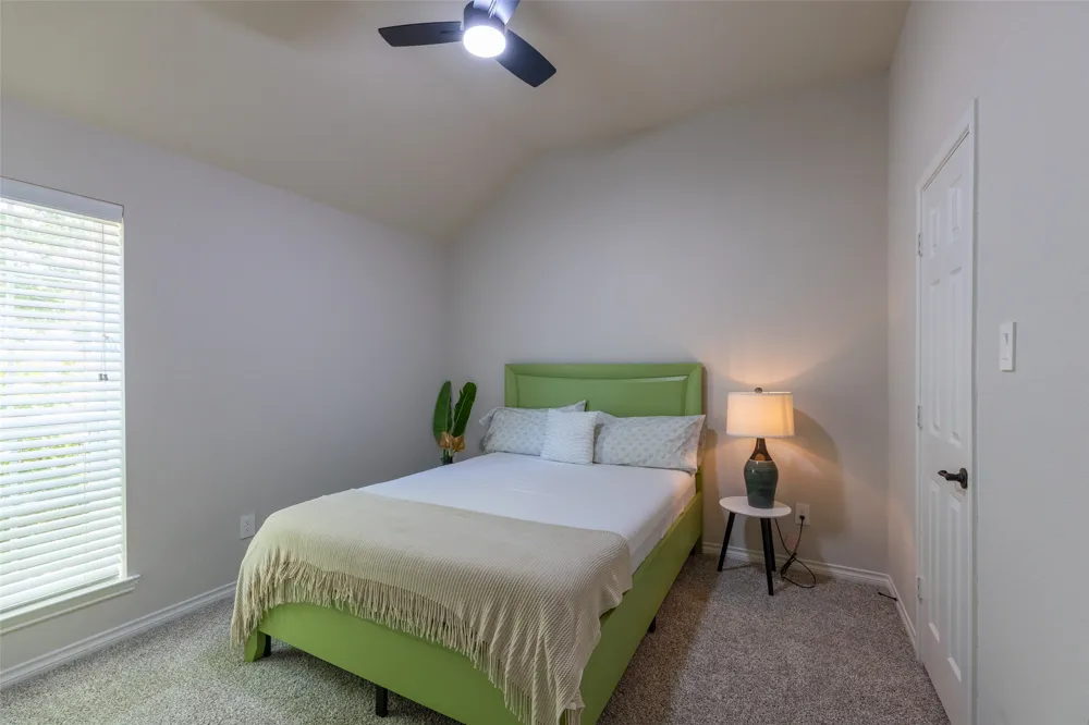 913 Caudle Lane Savannah, TX 76227