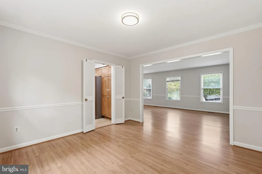 7316 WALNUT KNOLL DRIVE Springfield, VA 22153