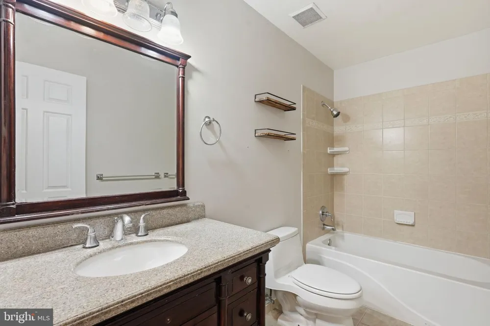 7316 WALNUT KNOLL DRIVE Springfield, VA 22153