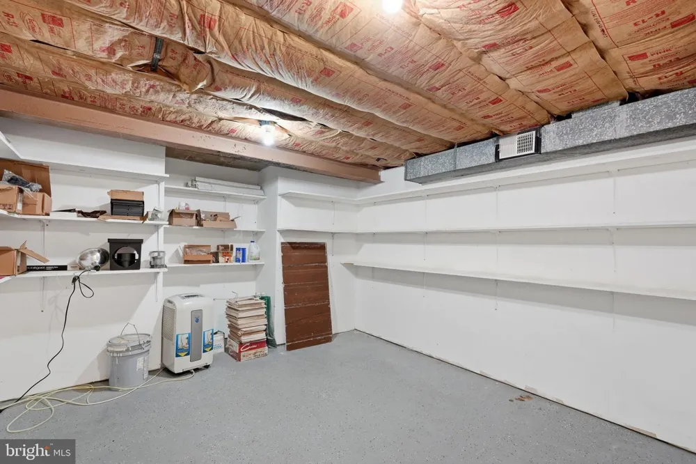 7316 WALNUT KNOLL DRIVE Springfield, VA 22153