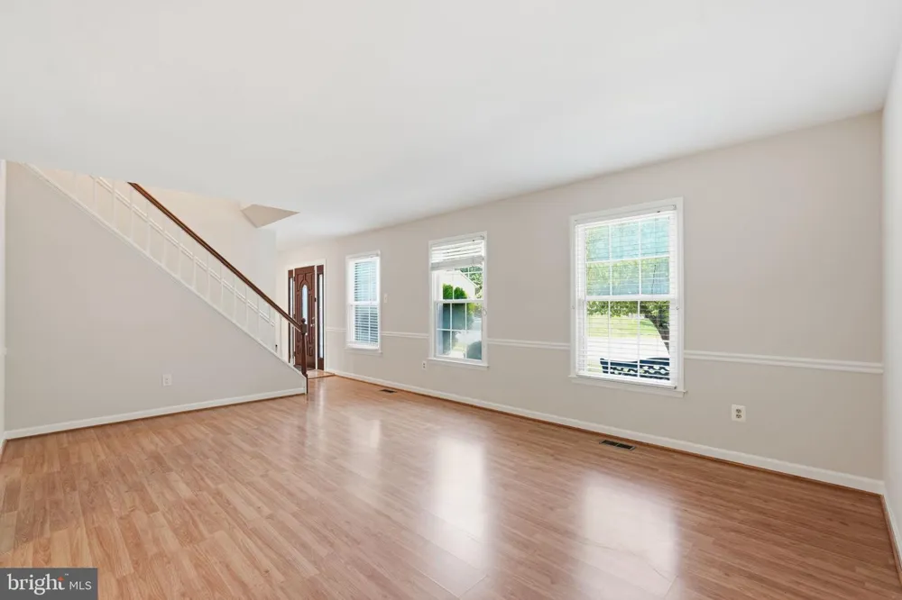 7316 WALNUT KNOLL DRIVE Springfield, VA 22153