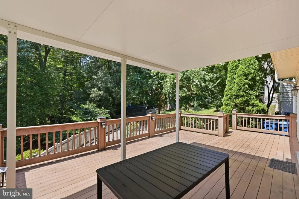 7316 WALNUT KNOLL DRIVE Springfield, VA 22153