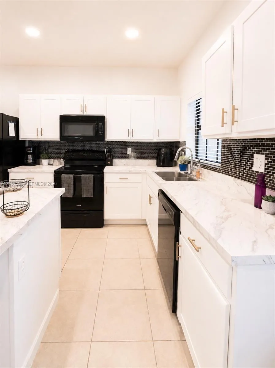 1181 SW 7th Ct #1181 Florida City, FL 33034