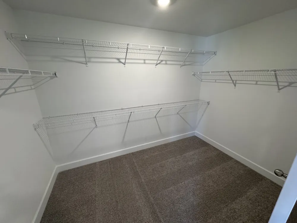 1095 June Wilde Rdg Spring Hill, TN 37174