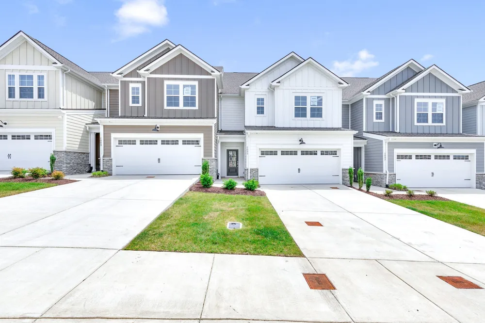 1095 June Wilde Rdg Spring Hill, TN 37174