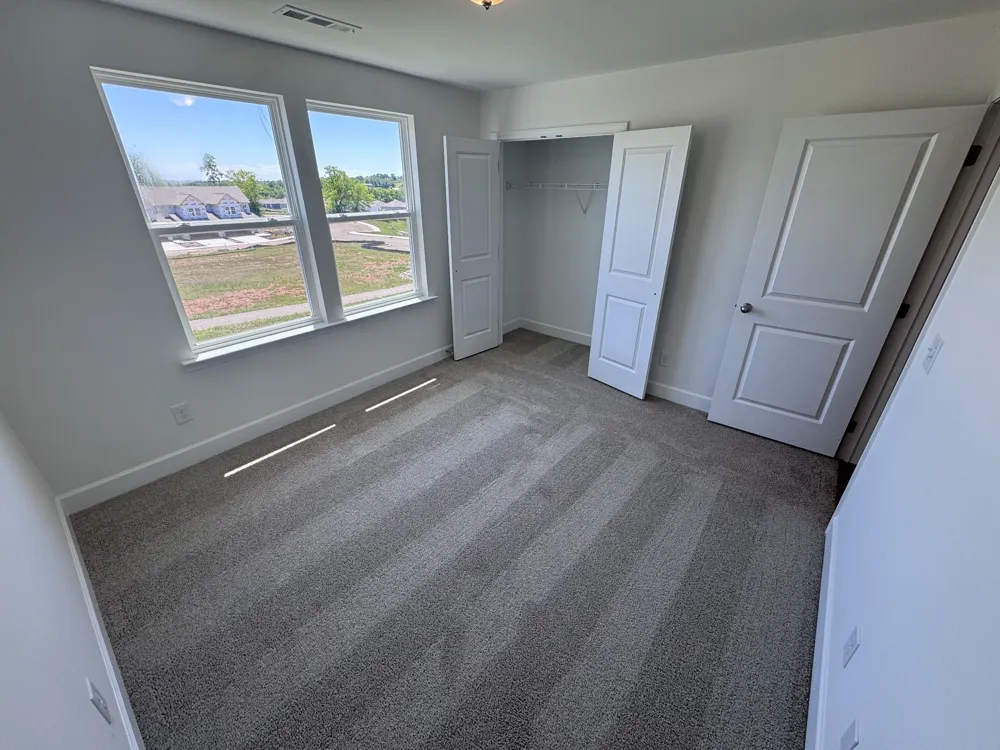 1095 June Wilde Rdg Spring Hill, TN 37174