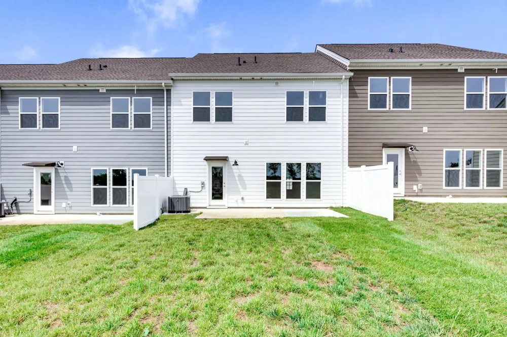 1095 June Wilde Rdg Spring Hill, TN 37174